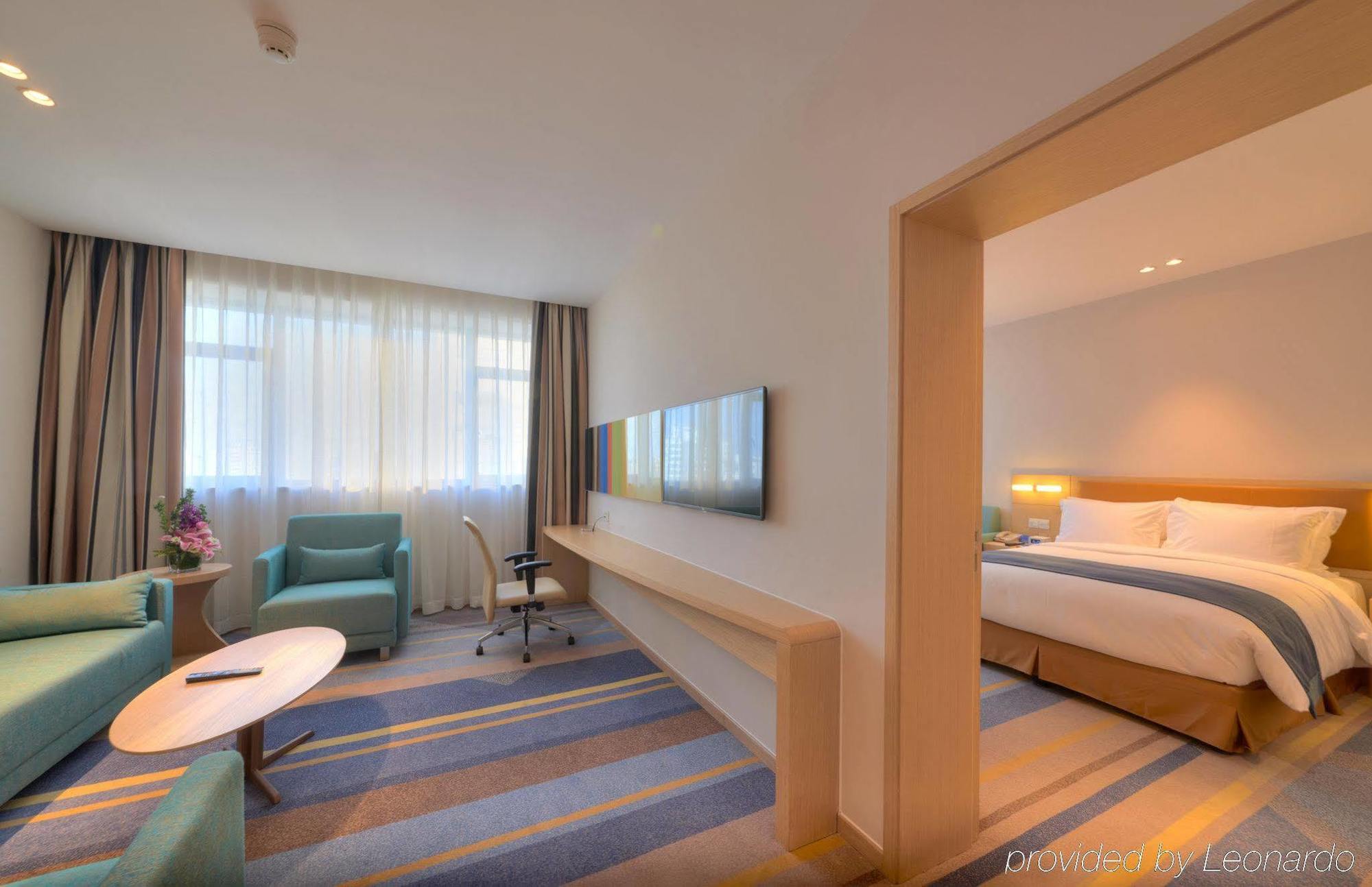 Express Zhenping By Ihg Khách sạn Thượng Hải